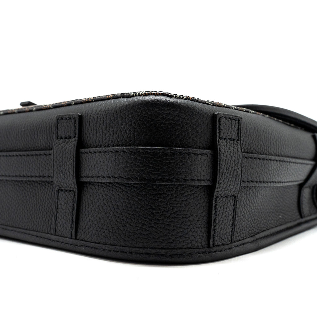 Goyard Belvedere MM Messenger Bag – Black Goyardine Canvas & Calfskin, Silver Hardware