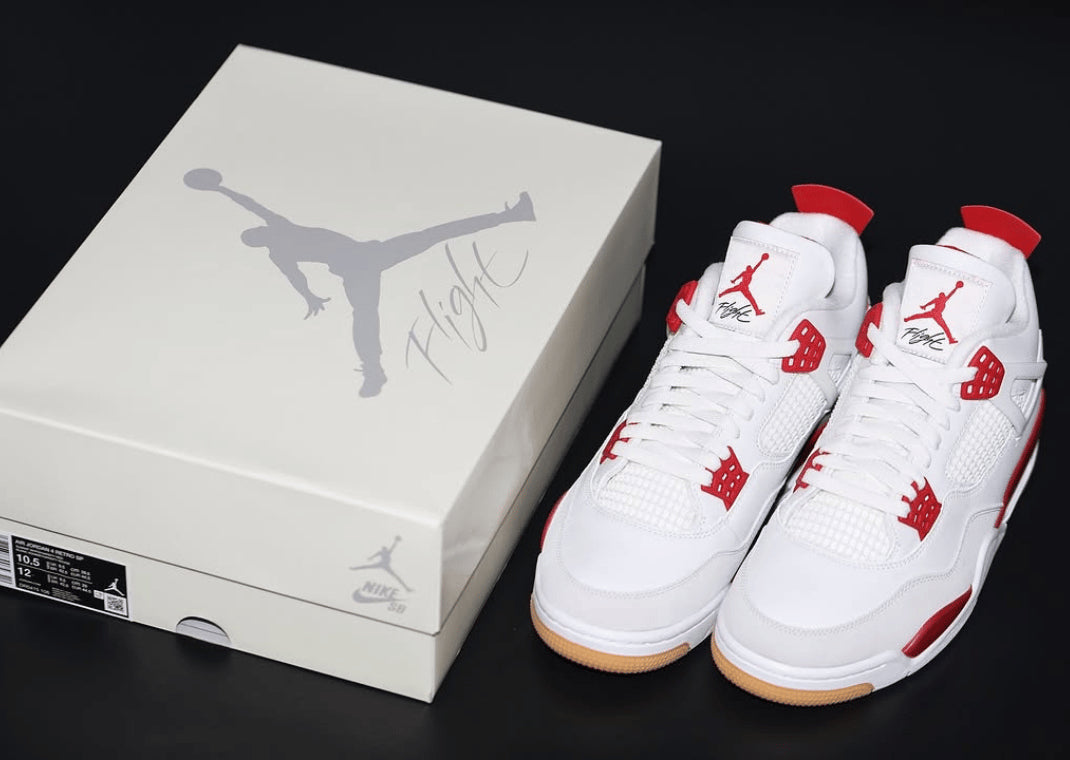 Air Jordan 4 Retro SB Summit White Varsity Red