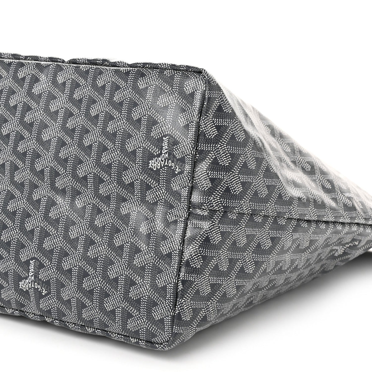 GOYARD Saint Louis GM Tote Bag – Grey Chevron Canvas & Leather Trim