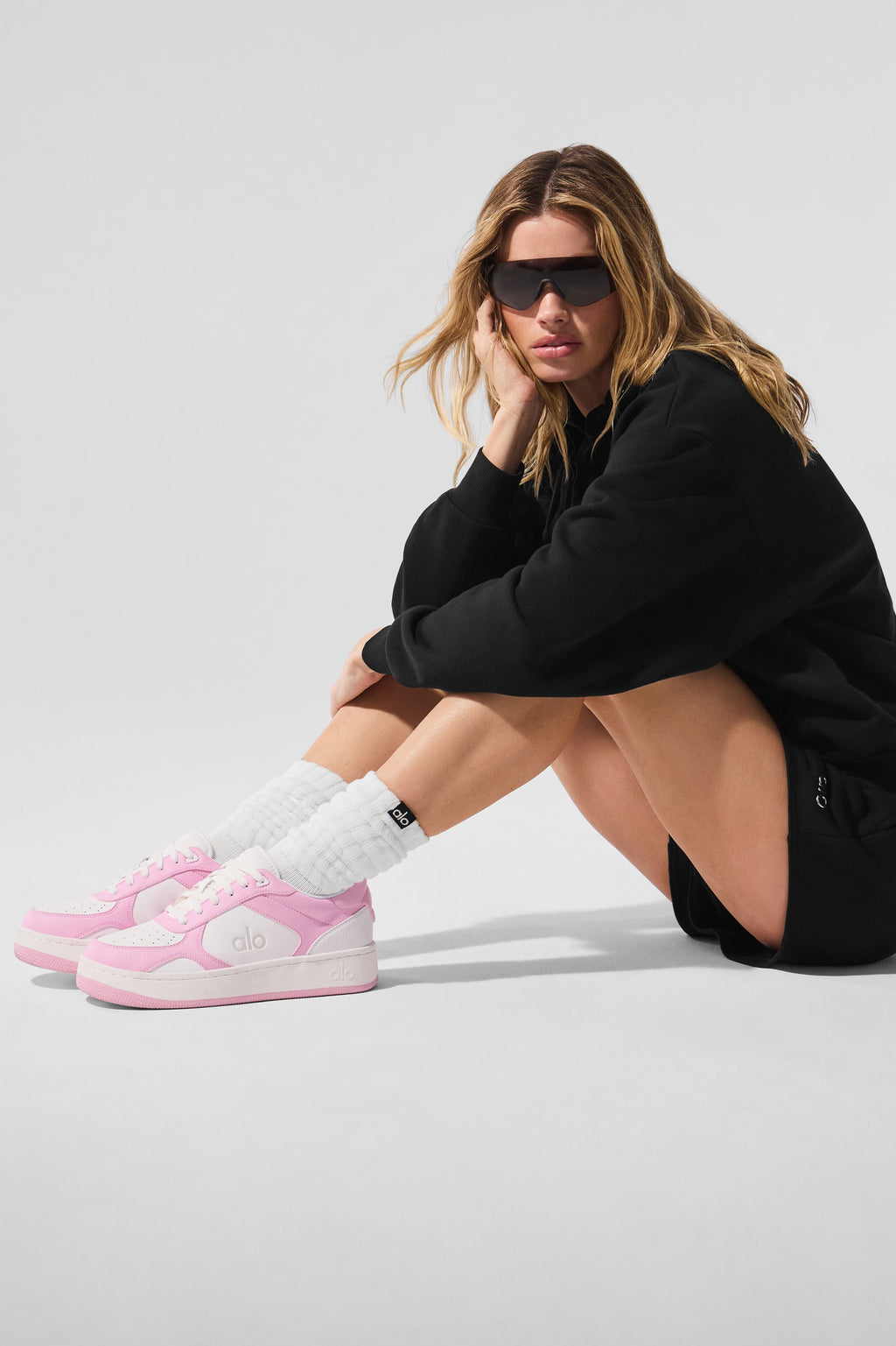 Alo Pink & White Low-Top Court Sneakers
