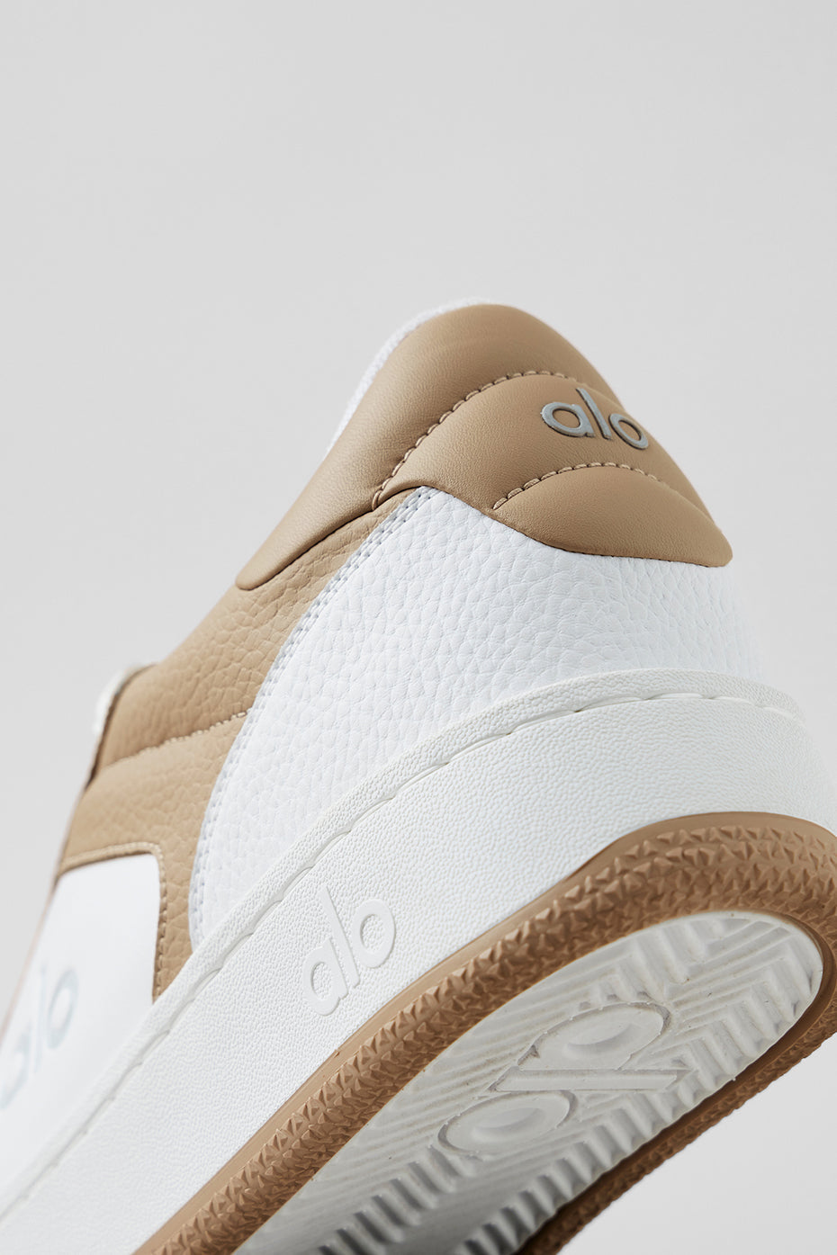 Alo White Low-Top Court Sneakers with Gum Sole